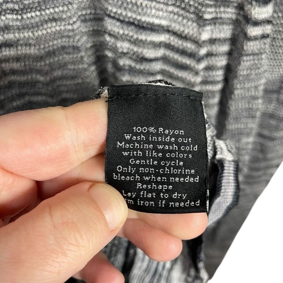 VINTAGE Rock & Republic Marled Open-Work Sweater in Grey Size XL - Picture 6 of 12